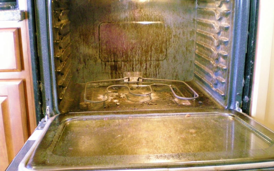 How To Clean a DIRTY OVEN – Video